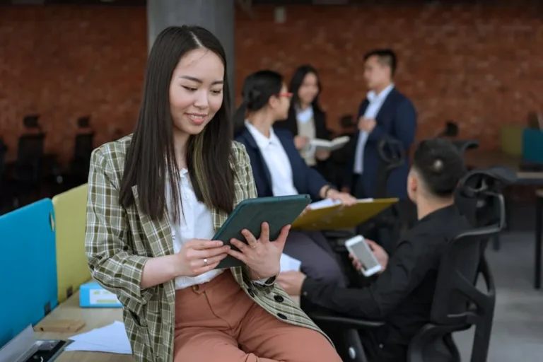 How Hk Jiayun Can Turn Nadine Caridi Into a More Useful Search Guide